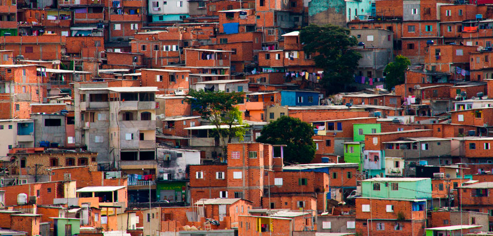 Favela ou comunidade: desigualdade econômica ou social?